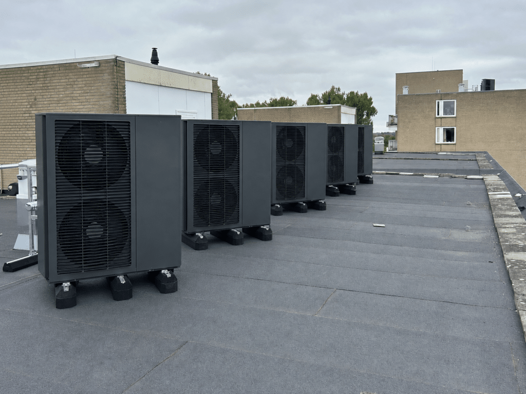 Air source heat pump outdoor unit installed by a B2B manufacturer
